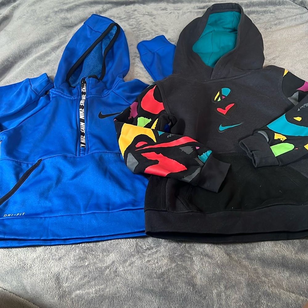 Nike 5/6 hoodie